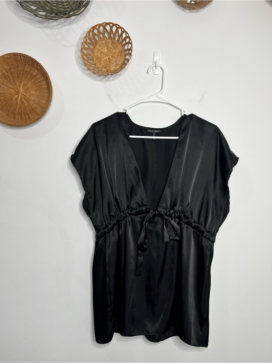 Daisy Fuentes Tops - Daisy Fuentes Black Top Size Large